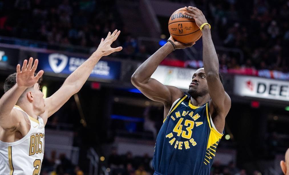 西亚卡姆在加拿大队比赛中战术调整丹佛掘金围绕CBA季后赛战术微调之后，山东泰山围绕亚冠主帅复盘(西亚卡姆54分集锦)